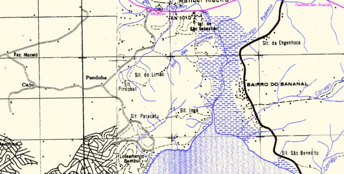 Um fato que poucas pessoas conhecem é o acidente de avião na Serra Paracatu, localizado próximo aos bairros de Pindobal, Bambuí e Limão.