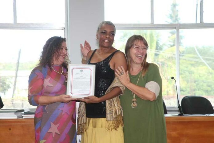 FOTO-SHEILA-GUIMARAES