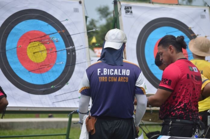Nesta quarta-feira (27) começaram os rounds classificatórias na capital nacional do Tiro com Arco.