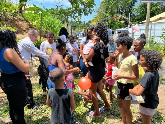 A Comunidade Evangélica Ide Canaã (CEIC Maricá), comandada pelo bispo Marcelo Dutra, realizou um evento especial neste domingo (15/10) para o Dia das Crianças