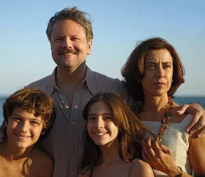 AINDA ESTOU AQUI A Prefeitura de Niterói firmou uma parceria com o Grupo Reserva Cultural para exibir gratuitamente o filme “Ainda Estou Aqui”