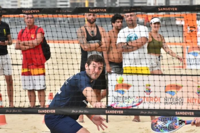A Praia de Icaraí, Niterói, será palco, mais uma vez, de um evento esportivo de uma modalidade que ganha cada vez mais adeptos na cidade: o Beach Tennis.