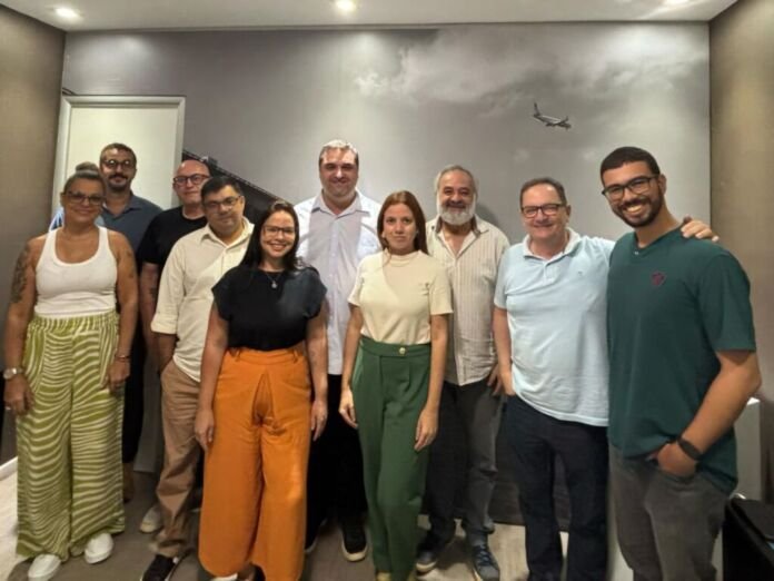 Fotos - Divulgação (2) Instituição com sete anos de história e muitos serviços prestados ao setor empresarial e de turismo, o Niterói Convention & Visitors Bureau (C&VB) viverá um novo momento de sua história a partir desta quinta-feira (03/04).