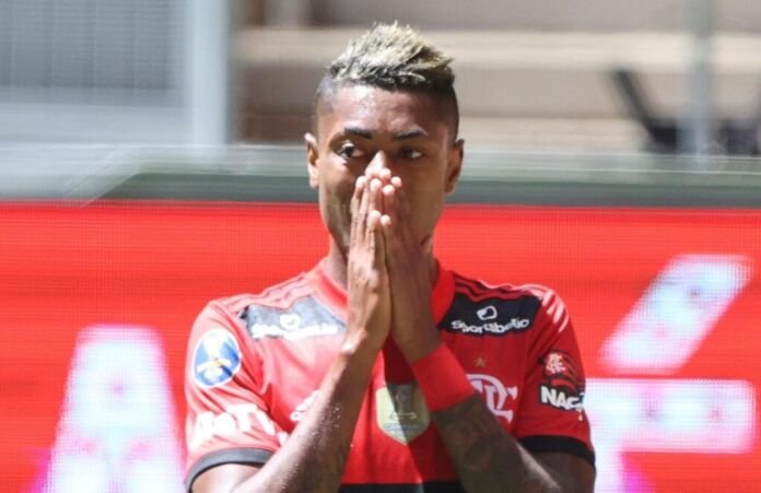 O atacante Bruno Henrique, do Flamengo, está no centro de uma investigação da Polícia Federal (PF) sobre manipulação de apostas esportivas.