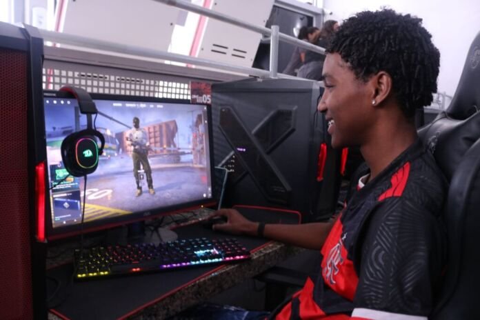 O Flamengo Esports é a divisão de esportes eletrônicos do Clube de Regatas do Flamengo.