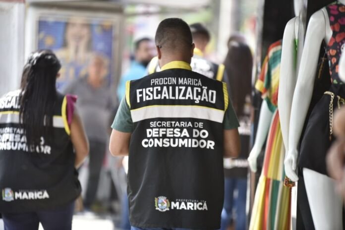 Nesta quarta-feira, 21 de maio, a Secretaria de Defesa do Consumidor realizou uma fiscalização em um supermercado localizado em São José do Imbassaí, mais precisamente na Avenida Elomir Gonçalves da Silva.