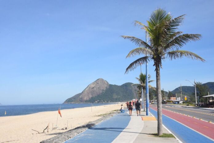 A Prefeitura de Maricá, por meio da Secretaria de Proteção e Defesa Civil, informa que não há previsão de chuva até quarta-feira (21/05), em decorrência do sistema de alta pressão atmosférica, que influencia as condições do tempo na cidade.