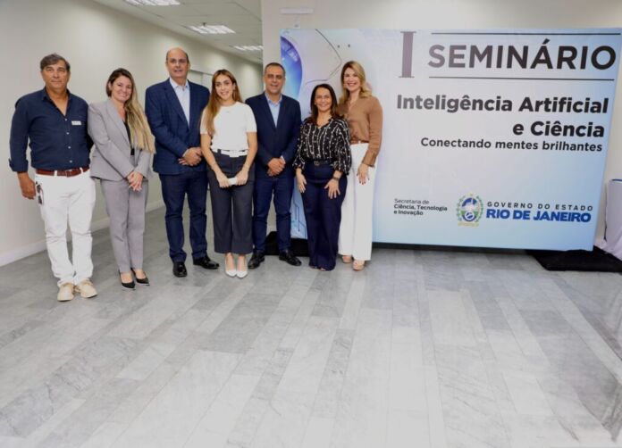 A Prefeitura de Saquarema assinou, nesta segunda-feira, 19, um Termo de Cooperação Técnica com a Secretaria de Estado de Ciência, Tecnologia e Inovação do Rio de Janeiro – SECTIRJ para dar início a um importante projeto