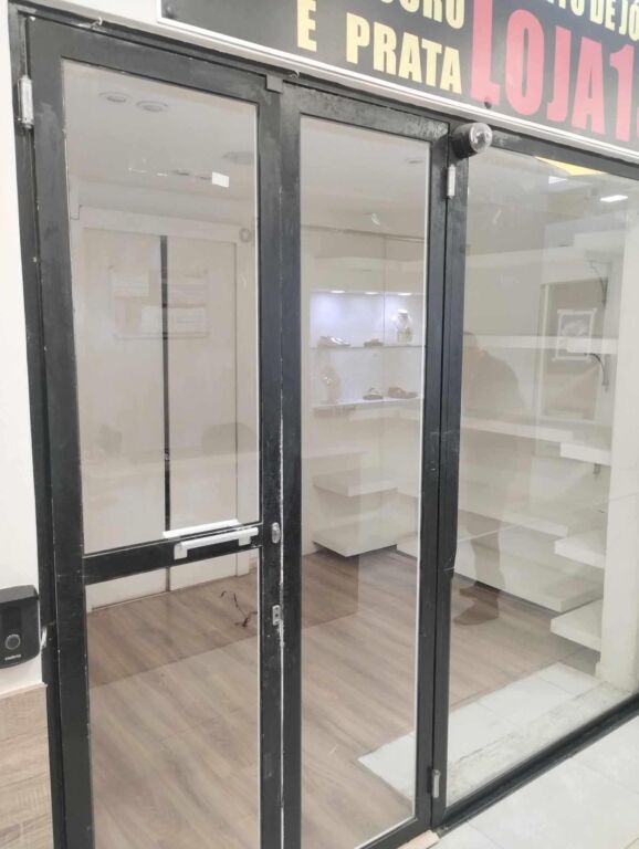 Se você está em busca de um ponto comercial estratégico para impulsionar sua marca, Ipanema é o lugar ideal.