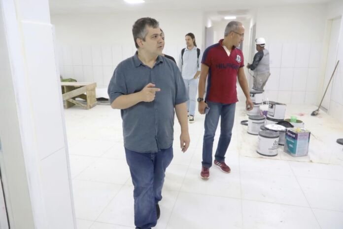 A Prefeitura de Maricá, por meio da Secretaria de Saúde e da autarquia Serviços de Obras de Maricá (Somar), conclui duas obras essenciais para qualificar os atendimentos de Atenção Primária