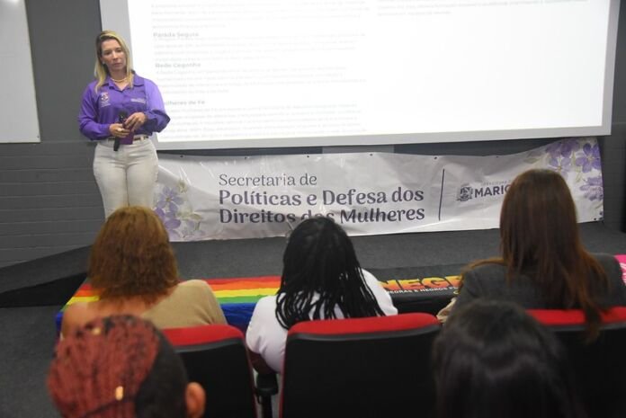 A Prefeitura de Maricá, por meio da Secretaria de Políticas e Defesa dos Direitos das Mulheres, promoveu neste sábado (14/06) a 1ª Pré-Conferência Municipal de Políticas para Mulheres deste ano