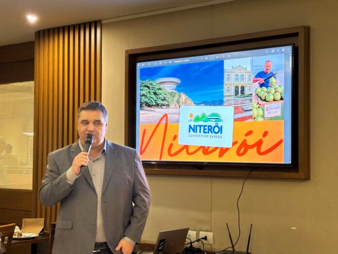 Niterói ganha uma nova força para o turismo; a noite de segunda-feira (16/06) foi marcada pela solenidade de posse da nova diretoria do Niterói Convention & Visitors Bureau, associação empresarial turística.