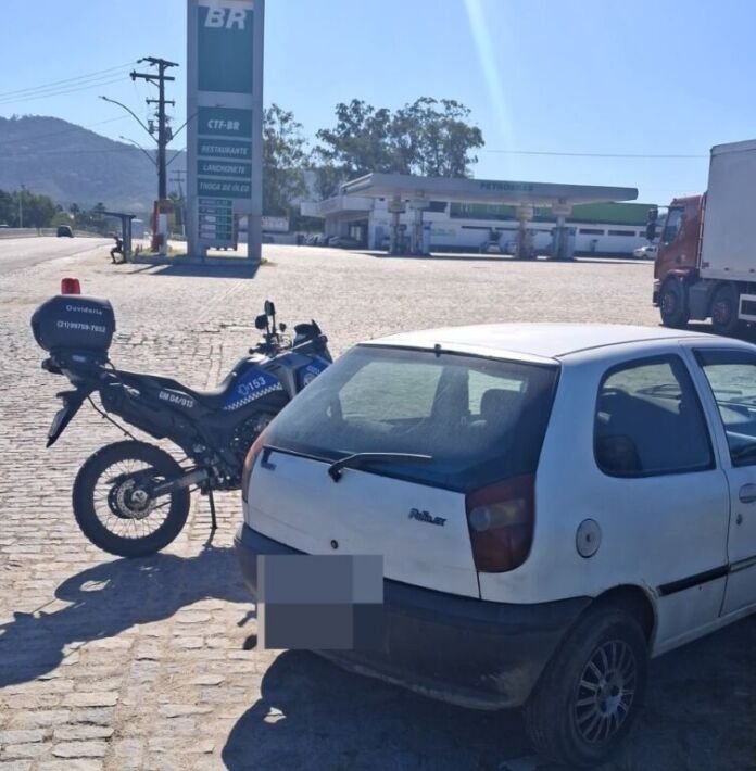 WhatsApp Image 2025-06-18 at 10.07.01 A Guarda Municipal de Maricá agiu rápido e recuperou um veículo furtado em Itapeba na madrugada de terça-feira (17/06), poucas horas depois do furto.