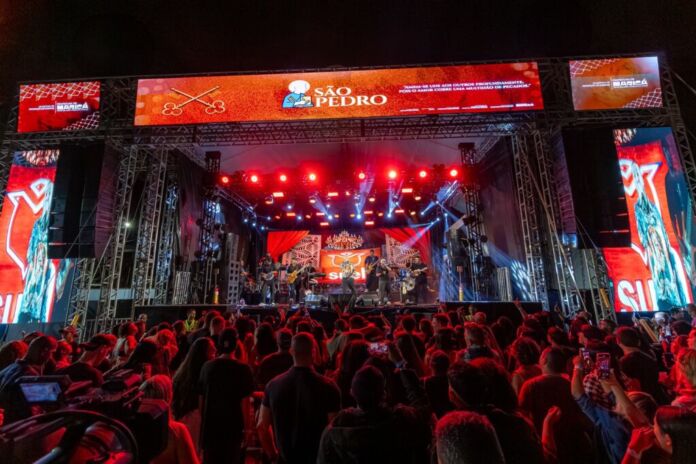 A Prefeitura de Maricá, por meio da Secretaria de Promoção de Eventos e Secretaria de Assuntos Religiosos, encerrou com grande público as festividades de São Pedro e São João neste fim de semana