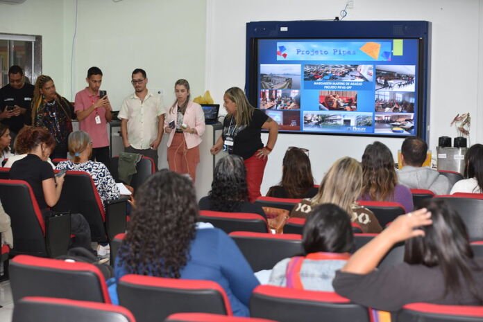 54646334634_eb0abfdf73_c A Prefeitura de Maricá, por meio da Secretaria de Educação, realizou nesta quarta-feira (10/07) o 4º encontro de formação em educação e cuidado para idosos.