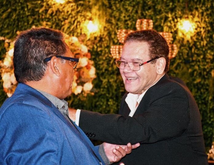 A contagem regressiva para a maior feira de empreendedorismo da cidade, a Expo Maricá, foi oficialmente iniciada com um evento de lançamento que foi puro glamour e conexão!