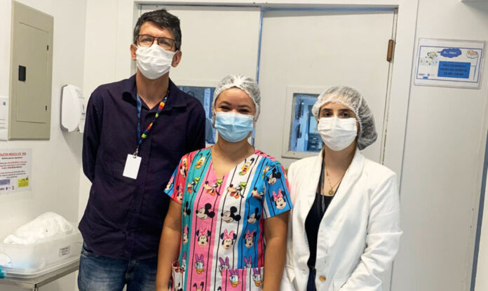 As equipes multidisciplinares dos hospitais públicos e privados do Estado do Rio de Janeiro devem contar com terapeutas ocupacionais.