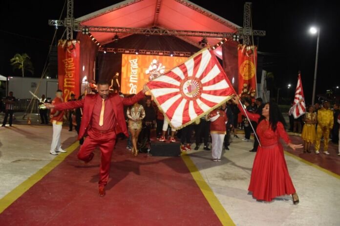 A União de Maricá divulgou os três sambas classificados para a grande final que escolherá o samba enredo do Carnaval 2026.