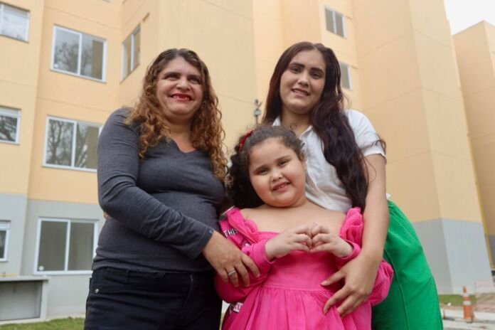 O sonho da casa própria está tomando forma para as famílias do Jardim das Paineiras, no bairro do Badu, que conheceram, nesta semana, os apartamentos onde vão morar.