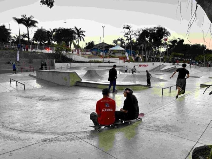WhatsApp-Image-2025-08-18-at-23.40.30-1068x801 A Prefeitura de Maricá, por meio da Secretaria de Esportes, inaugura nesta quarta-feira (03/09), às 11h, a nova pista de skate Chorão, em Araçatiba.