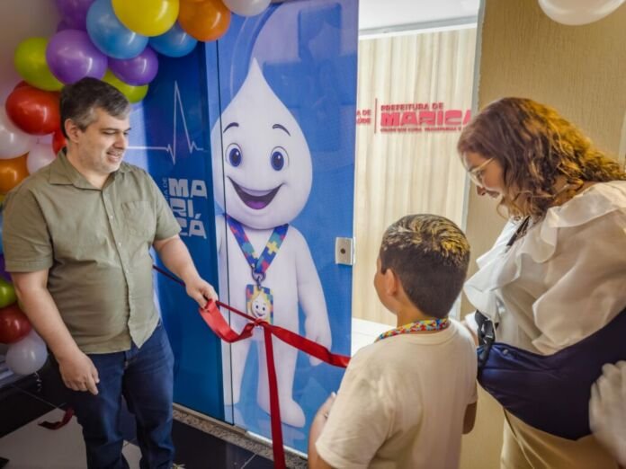 WhatsApp Image 2025-08-29 at 17.28.13 A Prefeitura de Maricá, por meio da Vigilância em Saúde da Secretaria Municipal de Saúde, inaugurou nesta sexta-feira (29/08) o Centro de Vacinação Integrada (CVI), localizado na Avenida Roberto Silveira, 46, no Centro, próximo à rodoviária