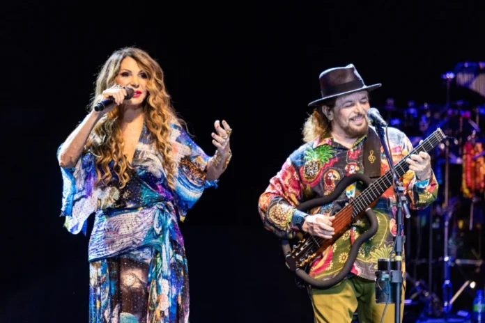 Elba Ramalho e Geraldo Azevedo sobem ao palco do espetáculo “Um encontro inesquecível”, em mais uma edição do Circuito Quatro Estações da Música, organizado pela Prefeitura, com patrocínio da Águas de Niterói.