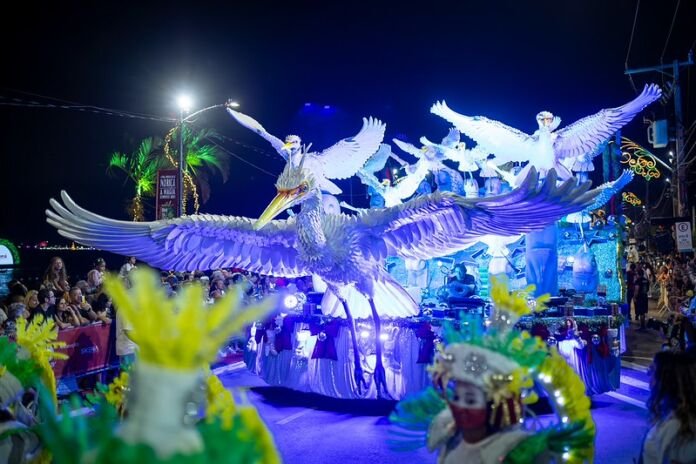 54941116189_2dd5cfdd6a_c O Natal Brasilidade de Maricá atraiu 40 mil pessoas para praças e parques da cidade neste primeiro fim de semana da festa que vai até o dia 06 de janeiro. Na praça dos Gaviões, em Itaipuaçu, a Casa do Papai Noel foi a grande atração.