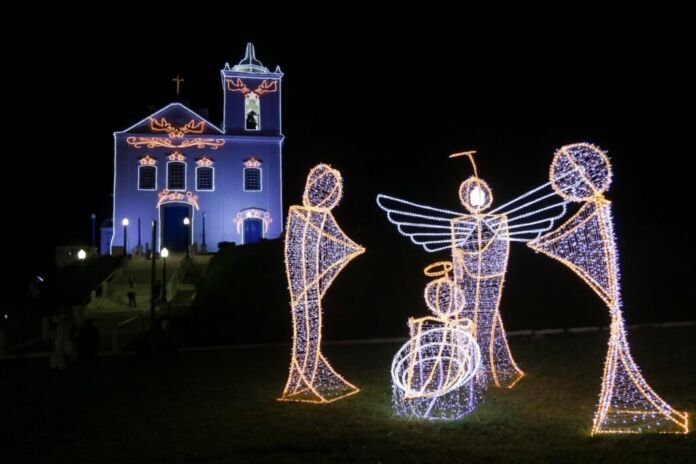 A Prefeitura de Saquarema dará início ao Natal de Luz. O evento promete, mais uma vez, trazer bons retornos econômicos, turísticos e financeiros para a cidade.