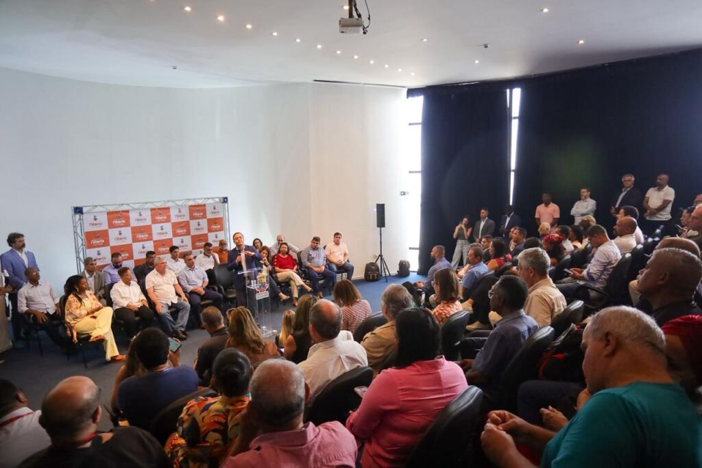 Prefeitura de Niteroi e Aguas de Niteroi 100 tratamento de Esgoto