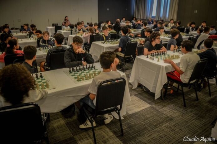 O Niterói Chess Open (NCO) chega à quinta edição consolidado como o maior torneio de xadrez do Estado do Rio de Janeiro e um dos mais importantes do Brasil.