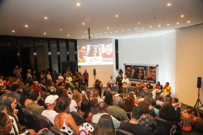 A Prefeitura de Niterói deu mais um passo em uma de suas políticas públicas mais inovadoras, com o lançamento, nesta terça-feira (18), no Caminho Niemeyer, do 2º Edital do Programa Aluguel Universitário.