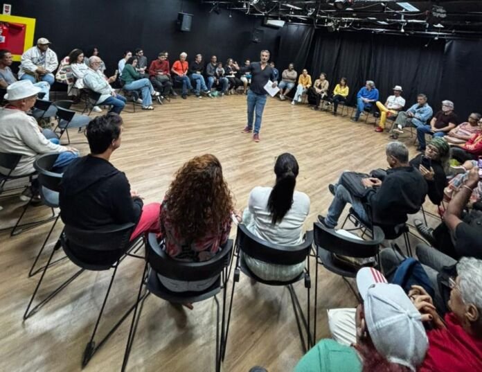 A Prefeitura de Maricá, por meio da Secretaria de Cultura e das Utopias, convida os fazedores de cultura do município para participarem da 9ª Conferência Municipal Ordinária de Cultura, que vai eleger conselheiros e suplentes de 15 cadeiras dos setoriais do Conselho Municipal de Políticas Culturais.