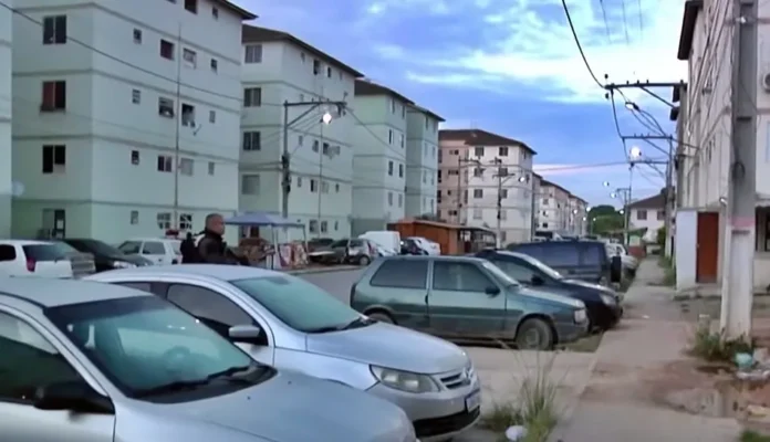 Na última segunda-feira, 17 de novembro, moradores do conjunto habitacional Minha Casa, Minha Vida (Itaipuaçu) viveram um momento de tensão