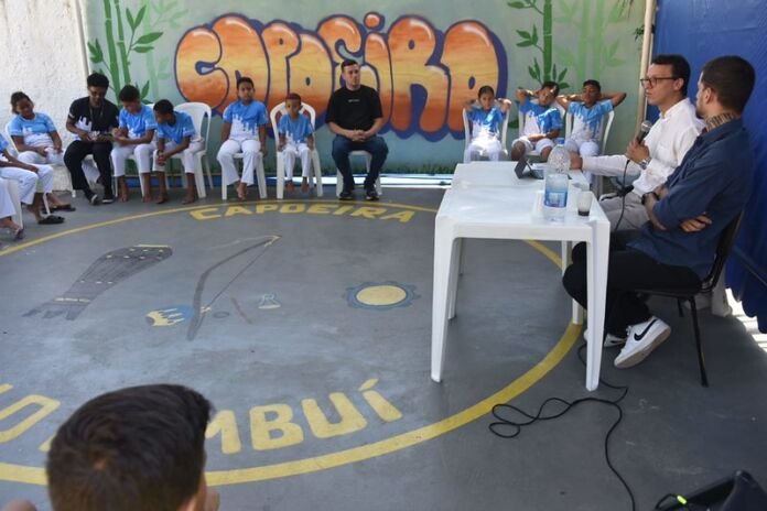 54971584716_fe97d1527b_c A Prefeitura de Maricá, por meio da Secretaria de Direitos Humanos, realizou nesta segunda-feira (08/12) a roda de conversa “Cidadania Digital: Ética, Segurança e Direitos Humanos no Mundo Conectado”, no Polo Bambuí do programa Cultura de Direitos.