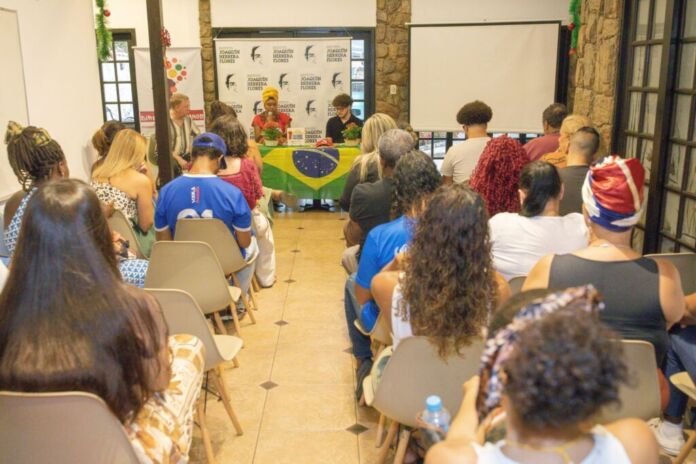 A Prefeitura de Maricá, por meio da Secretaria de Direitos Humanos, encerrou nesta quarta-feira (10/12) a Semana de Direitos Humanos 2025, realizada em referência ao Dia Internacional dos Direitos Humanos.