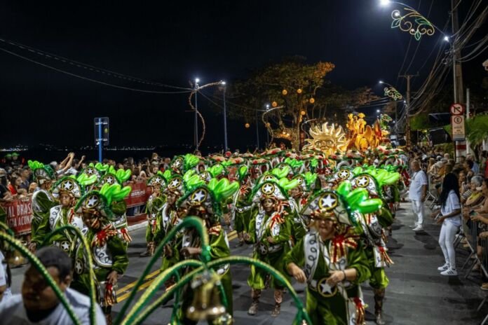 A Prefeitura de Maricá, por meio da Maricá, Arte, Roteiro e Experiências (MARÉ), dá sequência à programação do Natal Brasilidade em mais um fim de semana de encanto e magia para moradores e visitantes.