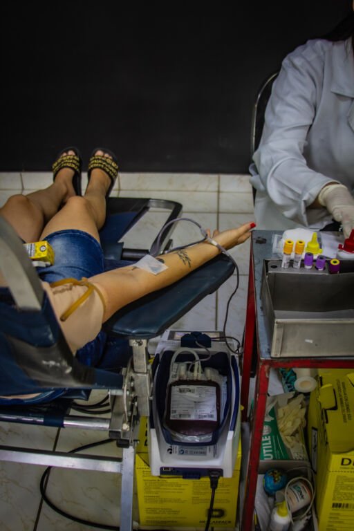 Foto - Cauã Santana (3) A Prefeitura de Maricá, por meio das secretarias de Saúde e Assuntos Religiosos, realizou nesta terça-feira (16/12) a última etapa da campanha doação de sangue, com ação de coleta na Igreja Atos 2 – Cidade da Vida, em Itapeba.