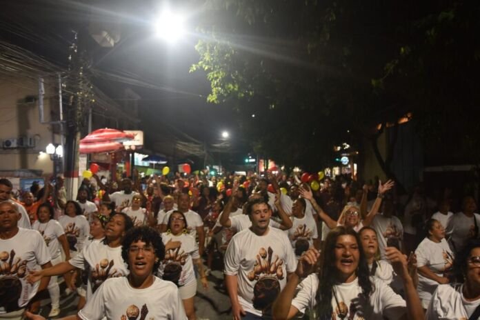 Foto - Clarildo Menezes (1) Com apoio da Prefeitura, a Escola de Samba União de Maricá retoma, no próximo dia 9 de janeiro, os ensaios de rua na Passarela Adélia Breve, no Centro do município, dando sequência à reta final de preparação para o Carnaval 2026.