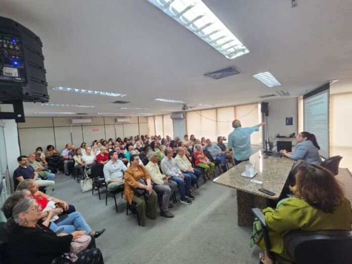 Homeopatia. A Secretaria Municipal de Saúde de Niterói realizou, nesta quinta-feira (4), o III Encontro de Homeopatia no SUS de Niterói, com o tema “A Homeopatia na Atualidade: Assistência e Aprendizado”.