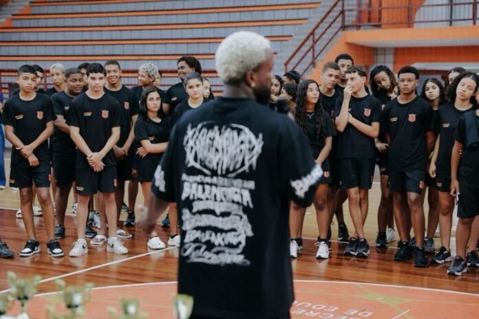 Os estudantes-atletas do Centro de Treinamento Niterói Joga em Rede viveram, na última sexta-feira (12), um dia especial de celebração e inspiração.