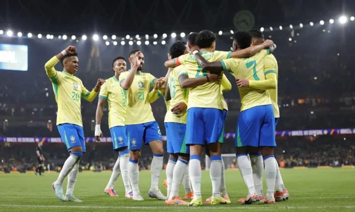 brasil_amistoso_senegal2025 O único pentacampeão mundial (1958, 1962, 1970, 1994 e 2002), o Brasil, conheceu nesta sexta-feira (05/12) seus adversários na fase de grupos.