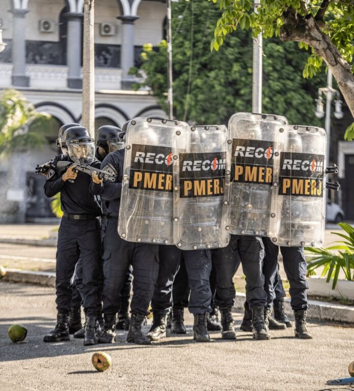A Prefeitura de Maricá, por meio da Secretaria de Segurança Cidadã, concluiu nesta sexta-feira (16/01) mais uma importante etapa de qualificação das forças de segurança municipais