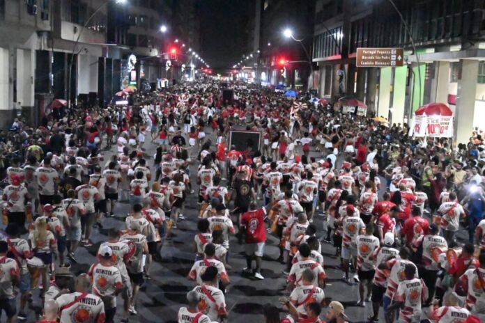 BEA_9061 (1) Niterói se prepara para o Carnaval 2026 com muito samba e também formação, com a realização da 1ª edição do Samba Fest, neste sábado (10), às 17 horas, na quadra da Unidos do Viradouro.