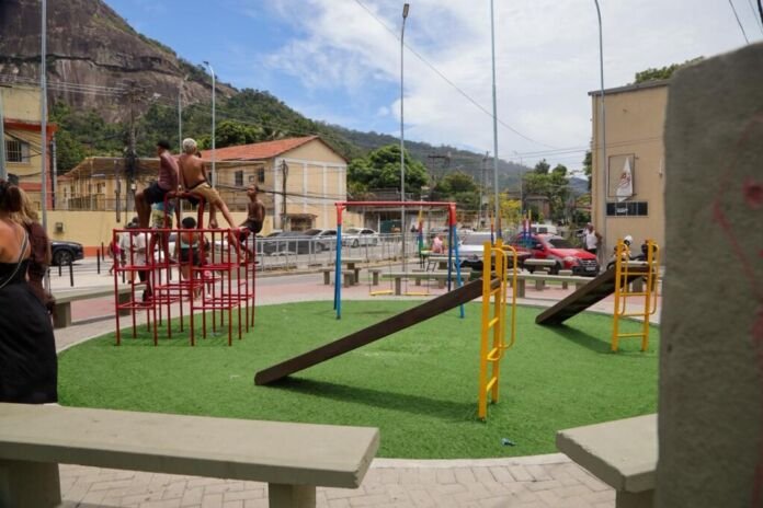 Evelen Gouvea (4) Localidades da Região da Grande Pendotiba e da Região Oceânica receberam, neste sábado (17), um conjunto de importantes obras de urbanização que já impactam diretamente a qualidade de vida dos moradores