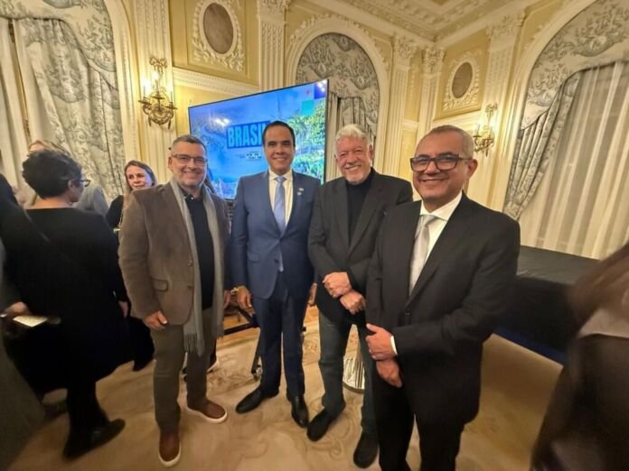 Representantes da Prefeitura de Maricá foram recebidos pelo embaixador do Brasil na Espanha, Luiz Alberto Figueiredo, na Embaixada do Brasil em Madri