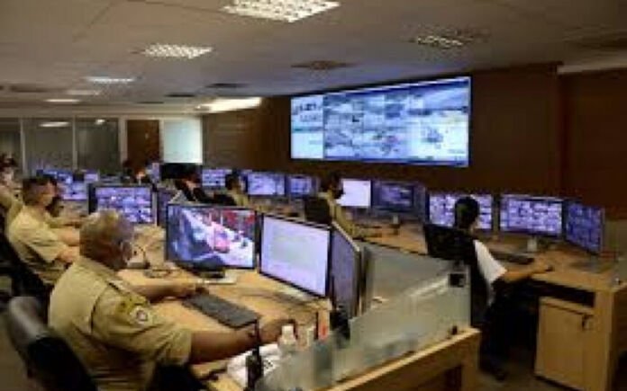 Tecnologia-e-integracao-ajudam-Prefeitura-e-Policia-Civil-a-esclarecer-860x538 A atuação integrada entre a Prefeitura de Niterói e a Polícia Civil foi decisiva para o avanço das investigações sobre um homicídio ocorrido no bairro Ingá, no início deste mês.