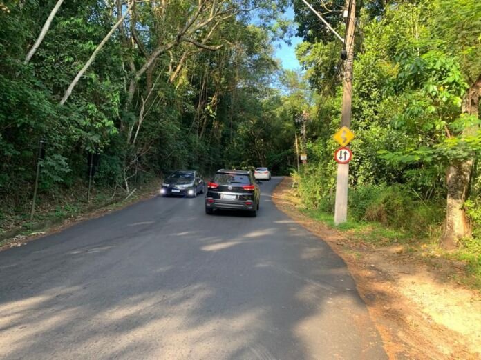 A partir desta segunda-feira, 2 de fevereiro, até o dia 12 de fevereiro, a Serra da Tiririca (Itaipuaçu) sofrerá interdições nos dois sentidos da via para a realização de obras de recuperação e recapeamento da pista