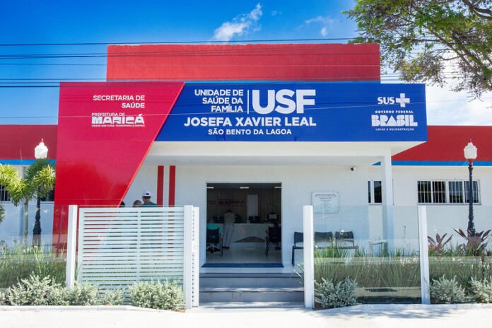 A Prefeitura de Maricá, por meio da Secretaria de Saúde, realizou neste sábado (31/01) mais uma ação especial de atendimentos em Unidades de Saúde da Família (USFs) de Itaipuaçu. A iniciativa tem como objetivo ampliar o acesso da população aos serviços da Atenção Primária, com foco no cuidado preventivo em saúde, especialmente para pessoas que trabalham em horário comercial e têm dificuldade de buscar atendimento durante a semana.