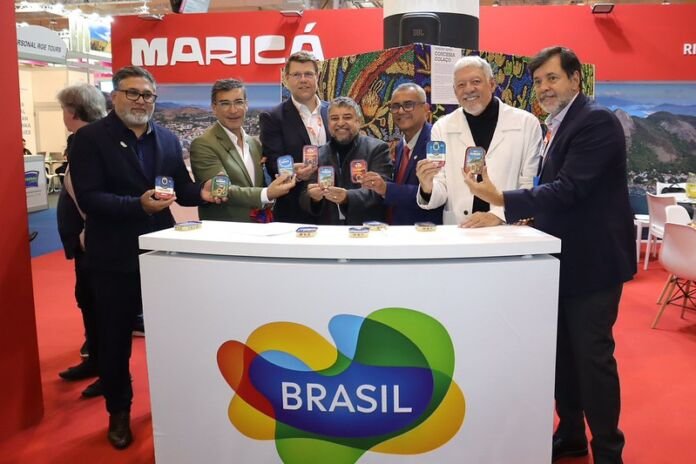 O prefeito de Maricá, Washington Quaquá, assinou nesta quinta-feira (26/02) um termo de cooperação com a Fábrica de Conservas de Murtosa (Comur), tradicional indústria portuguesa de pescados, para implantar no município um projeto de produção de enlatados com espécies brasileiras