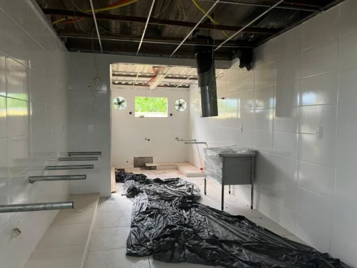 A Escola Municipal Lucio Thomé Guerra Feteira, localizada na Rua 10, em Cordeirinho, Maricá, celebrará a entrega de sua nova cozinha nesta terça-feira, 3 de fevereiro